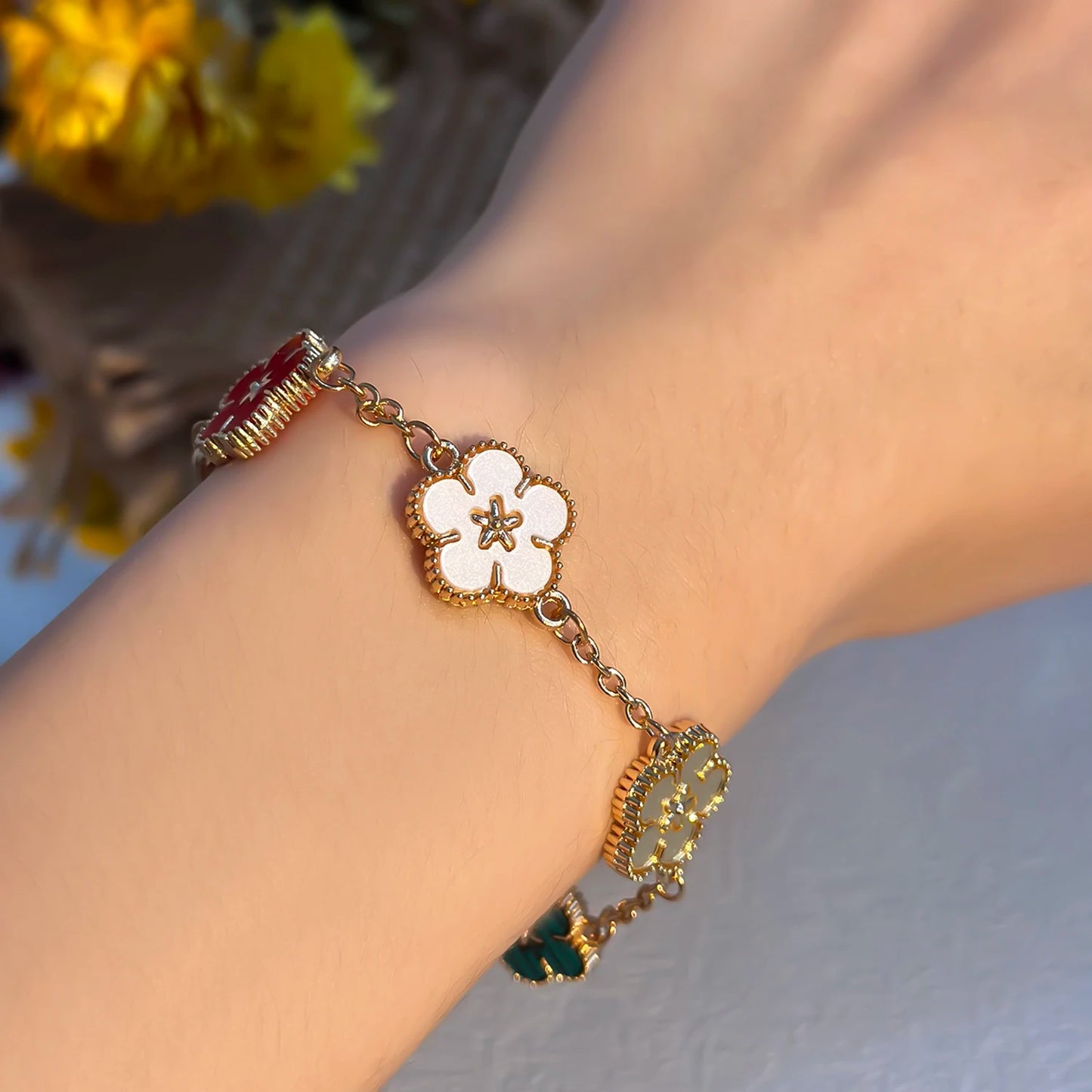 Light Luxury Double-sided Plum Blossoms Bracelets for Women Lucky Five Leaf Flower Adjustable Bracelets Aesthetic Party Jewelry
