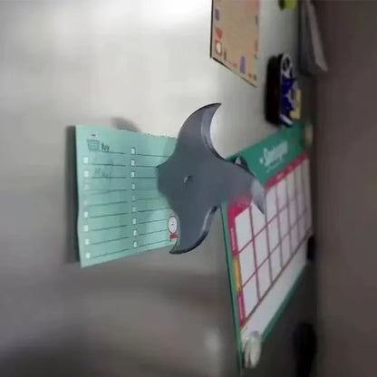 Funny Knife Magnetic Fridge Stickers, 3D Fun Axe Fridge Magnet, Novelty Home Decor Gifts, Eye-Catching Fridge For Iron Surface