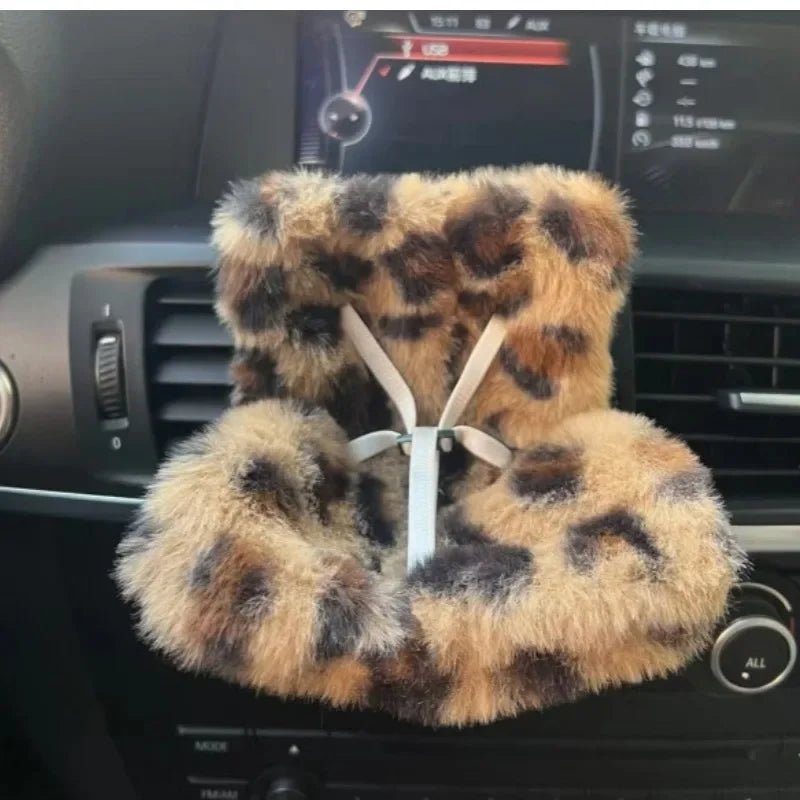 For Labubu Doll 15-17cm Seat Air Outlet Aromatherapy Decoration Ornaments Holiday Gifts for Women Car Interior Accessories
