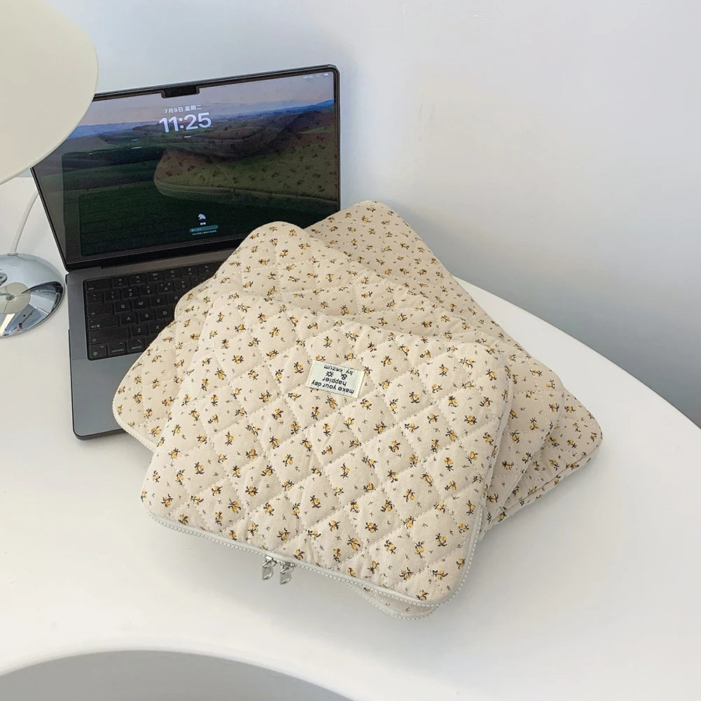 Laptop Sleeve for 11-15 Inch Laptop Tablet Puffy Quilted Floral Laptop Case Coquette Aesthetic Puffy Laptop Sleeve Cover Case