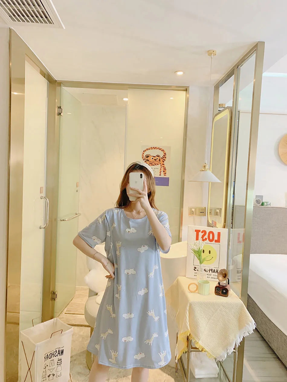 Maternity Clothings Nursing Dresses Breastfeeding Sleepwear Pattern Printing Cheerful and Lively Girl Feeling for Pregnant Women