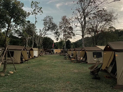 Multi Person Camping Cabin Outdoor Rain Proof Camping Luxury Villa Camp Large Tent