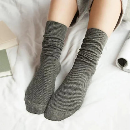 Women's Socks for Woman Winter Autumn Middle Tube Kawaii Cotton Black Red Khaki Feminino Girls Cute Stockings FDT112