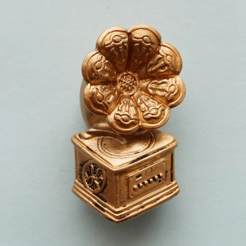 Household Retro Fridge Magnets Mini Personality Creative Refrigerator Magnetic Stickers Creative Home Decoration Accessories