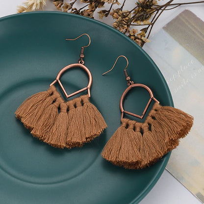 Bohemian Brown Geometric Fringe Earrings for Women Vintage Hollow Flower Beads Tassel Earrings Girls Party Jewelry Gifts