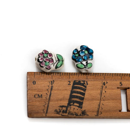 5pcs Artisan Hand-Painted Ceramic Beads Featuring Delicate Multi-Colored Floral Motifs Z717