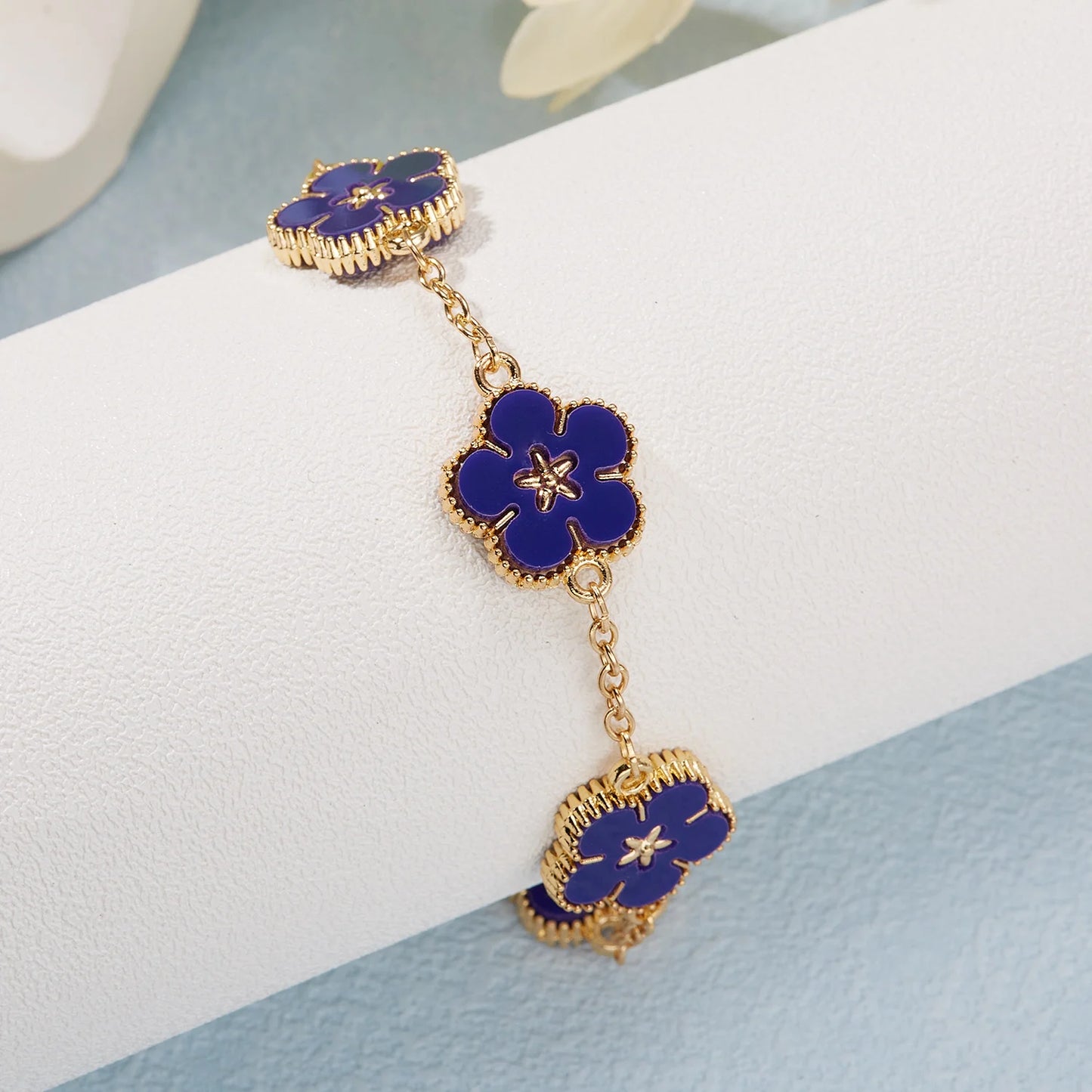 Light Luxury Double-sided Plum Blossoms Bracelets for Women Lucky Five Leaf Flower Adjustable Bracelets Aesthetic Party Jewelry