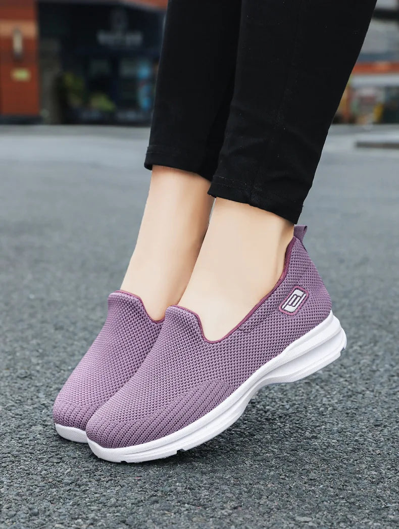 Women Vulcanized Shoes High Quality Sneakers Slip on Flats Men Loafers Breathable Mesh Walking Sneakers Women Sneakers