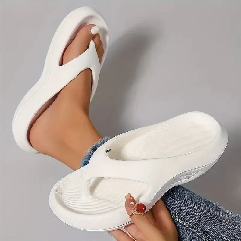 High-end And Touching Flip-flops For Summer Wear, Anti-slip, Anti-odor, And Comfortable Home Slippers That Pinch The Feet