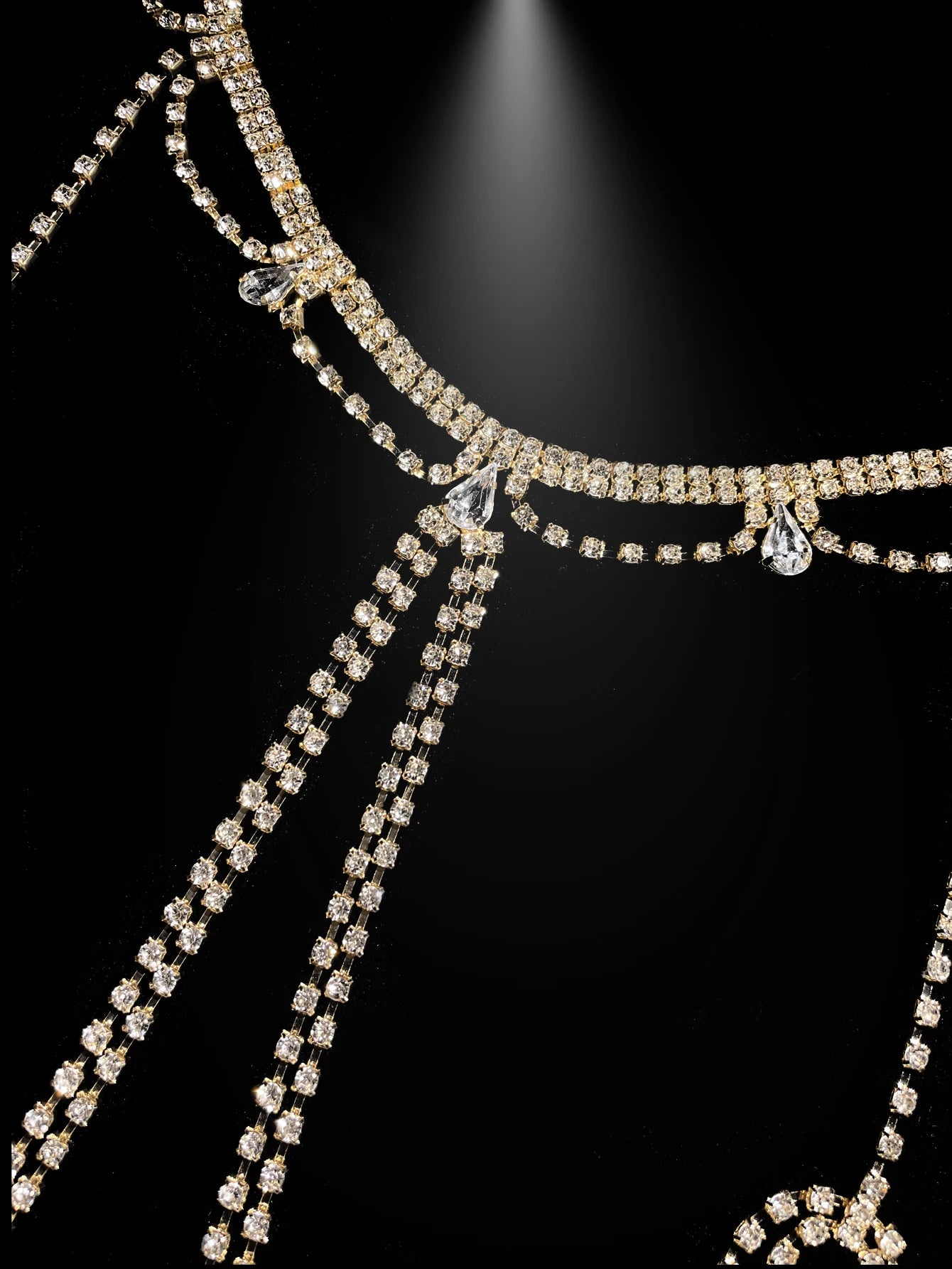 Light luxury dress accessories, tassel shoulder chain, fashionable and versatile body chain, niche high-end sense, temperament a