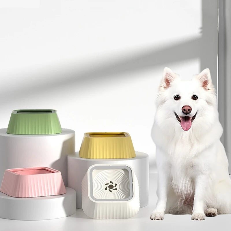 Spill Proof Pet Water Fountain with Floating Plates Non Slip Anti Splash Bowl Suitable for Cats and Dogs Clean Drinking