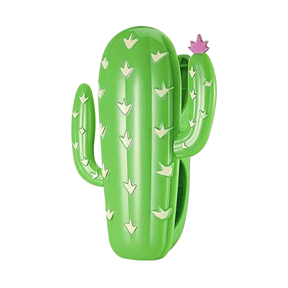 1/2PCS Cute Plastic Beach Towels Clips Large Drying Rack Retaining Clip Windproof Clothes Pegs Pins Animal Decorative Clothespin