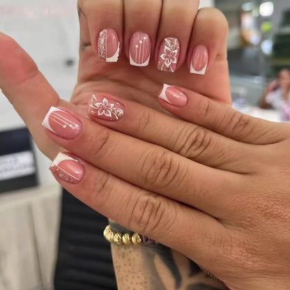 Pink French Style False Nails White Flower Printed Short Square Head Press on Nails Simple Wearable Artificial Nails Art 24Pcs