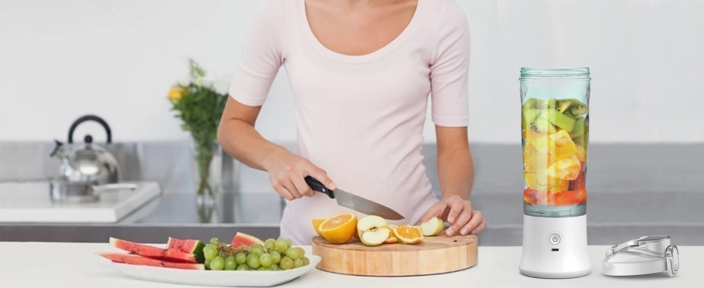 Powerful 20 oz Personal Portable Blender BPA Free USB C Rechargeable Blender with Travel Lid for Shakes Smoothies Home Travel