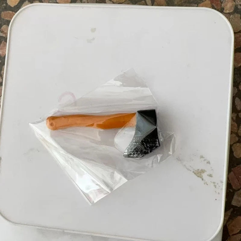 3d Fun Axe Fridge Magnet Funny Knife Magnetic Fridge Stickers Novelty Home Decor Gifts Eye-catching Fridge For Iron Surface