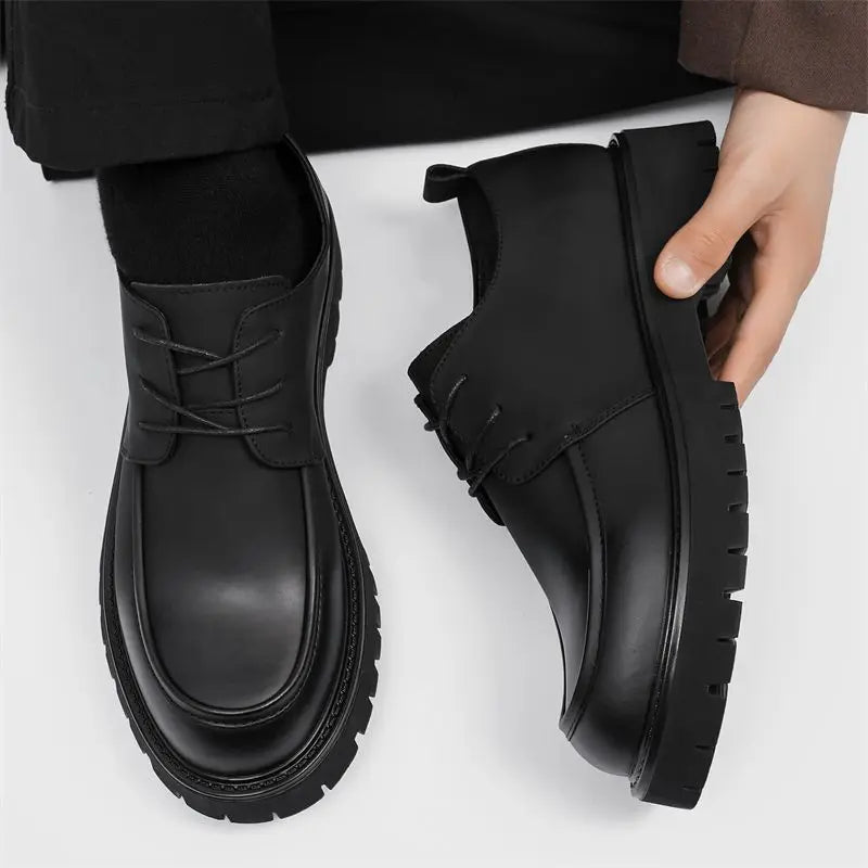 Men's Leather Shoes Black Round Toe Thick Sole Platform Male Casual Brogue Shoe Footwear Offer Designer Classic Original Retro