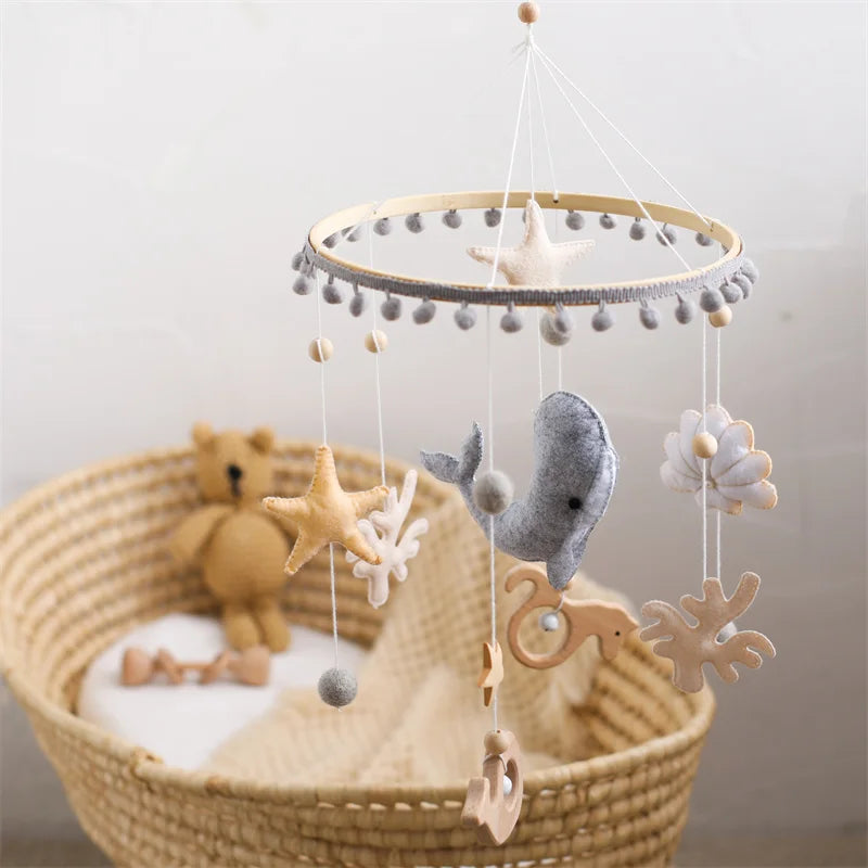 Newborn Baby Rattles Toys 0-12 Months Soft Felt Whale Bed Bell Infant Mobile Crib Hanging Musical Carousel Toy Boys Girls Gift