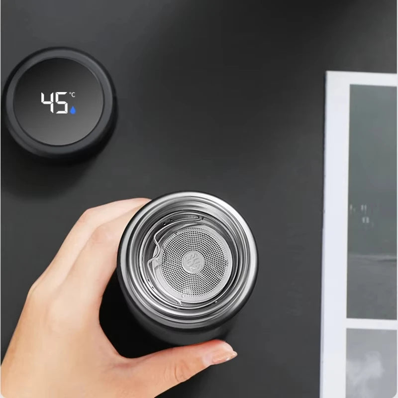 2024 New Temperature Display Thermos Keeps Cold And Heat Thermal Bottle Stainless Steel Thermos For Baby Children Kids Terms