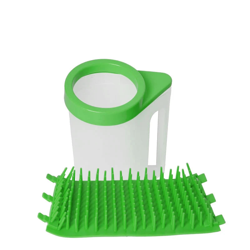 Dog Paw Cleaner All-round Cleaning Dog Paw Washer 8.8×6.3 Inch Muddy Paw Cleaner with Coral Plush Towels Easy to Use Pet Paw