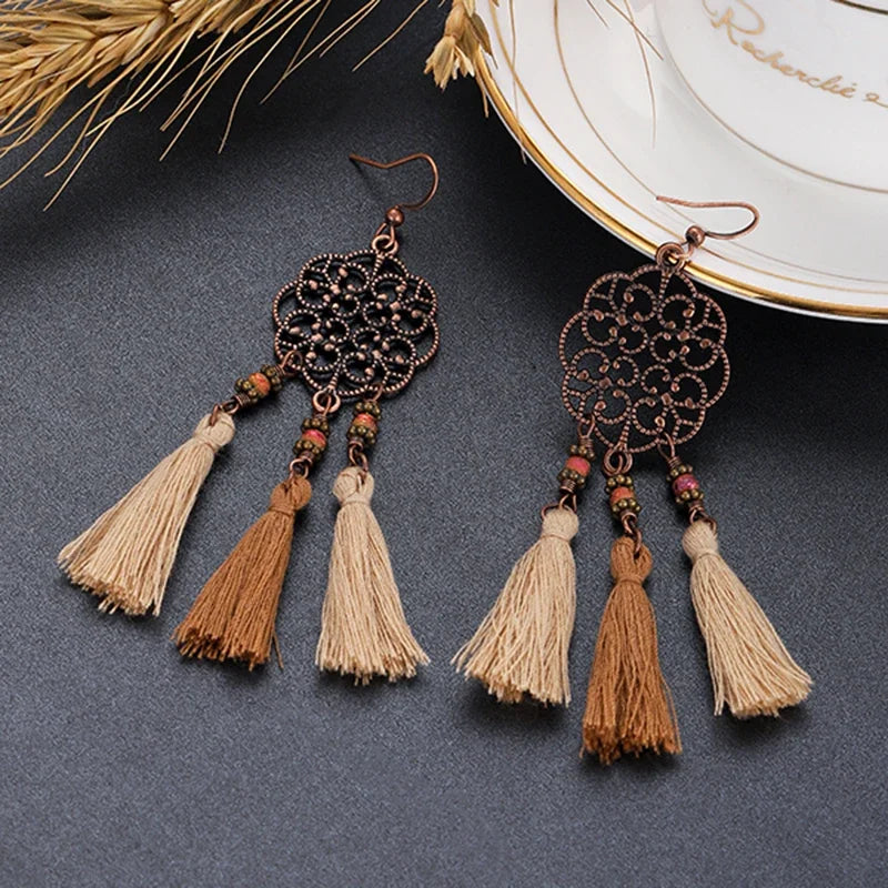 Bohemian Brown Geometric Fringe Earrings for Women Vintage Hollow Flower Beads Tassel Earrings Girls Party Jewelry Gifts