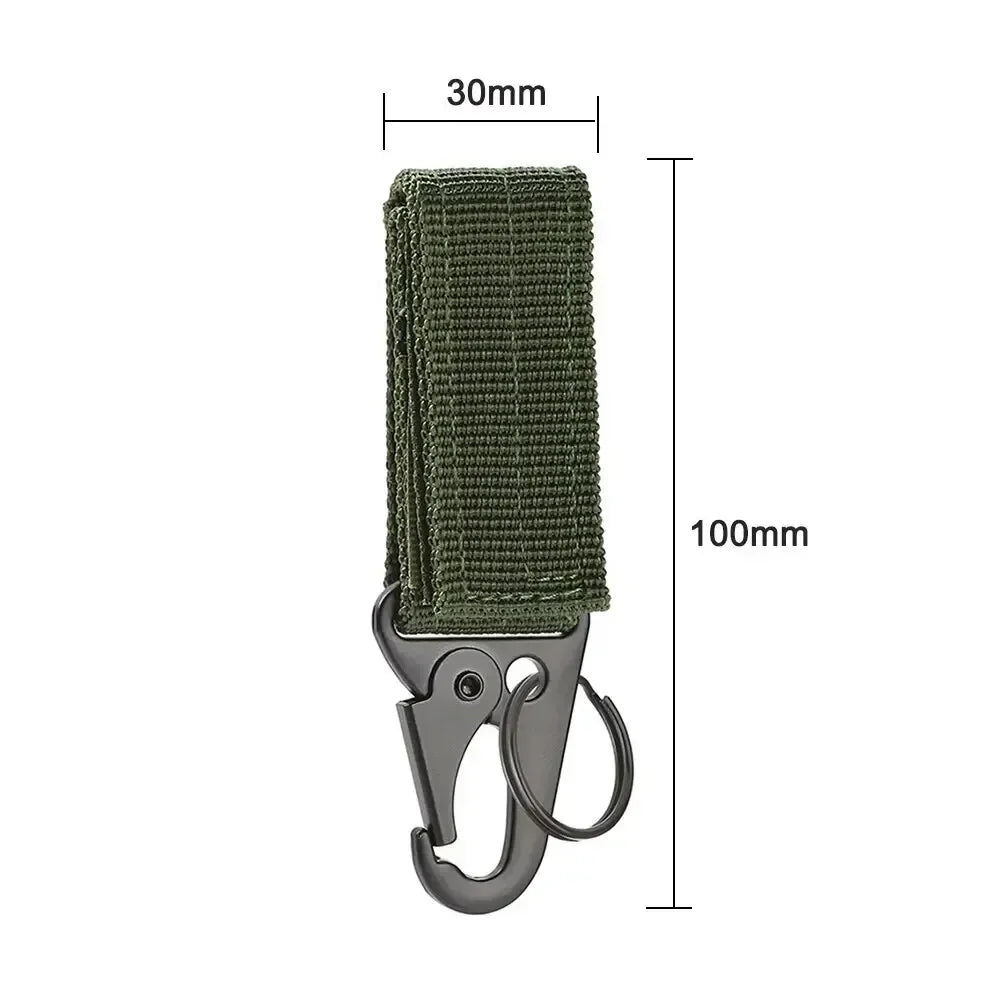 2pcs Tactical Hook Buckle, Mountaineering Hook Buckle Key Bag Accessories Hook Buckle Strap, Triangle Keychain for Outdoor Use