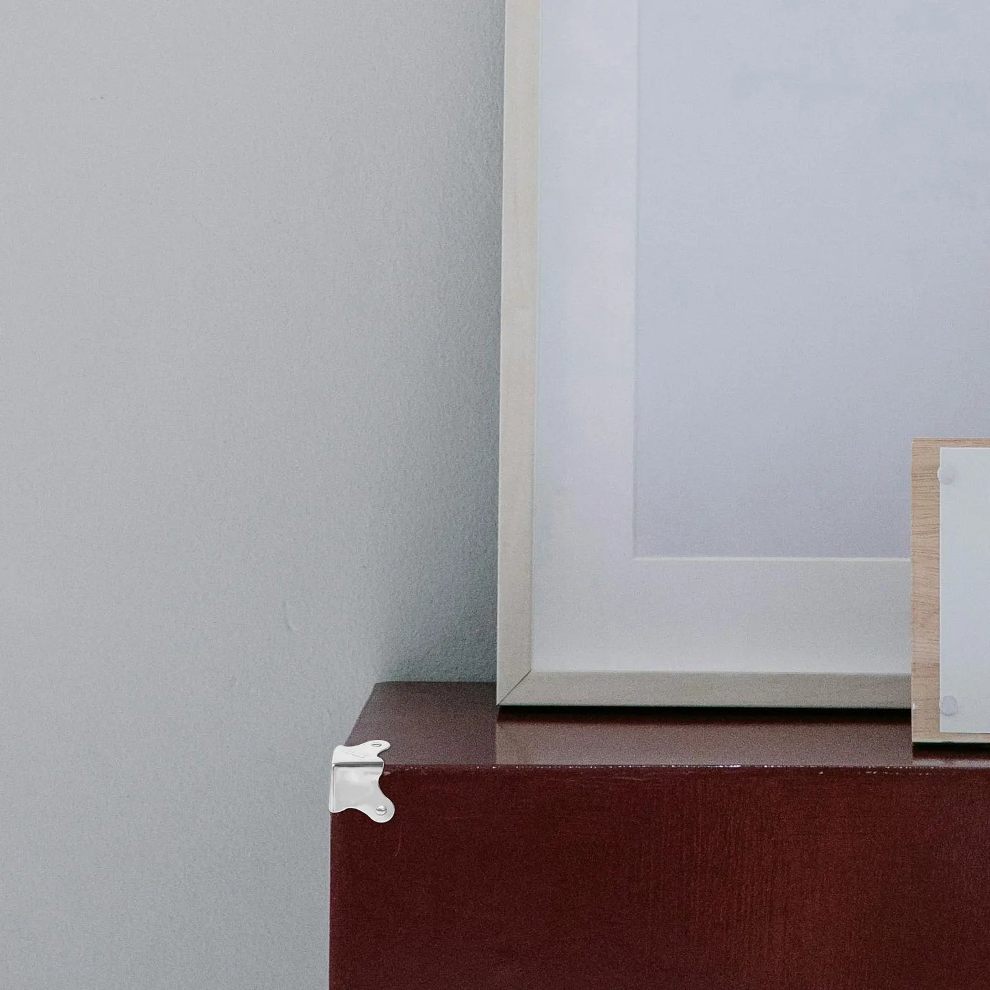 4pcs Stainless Steel Corner Protectors 30x30x0.8mm Metal Guards for Furniture Kitchen Cabinets Decorative Box Corners Wooden